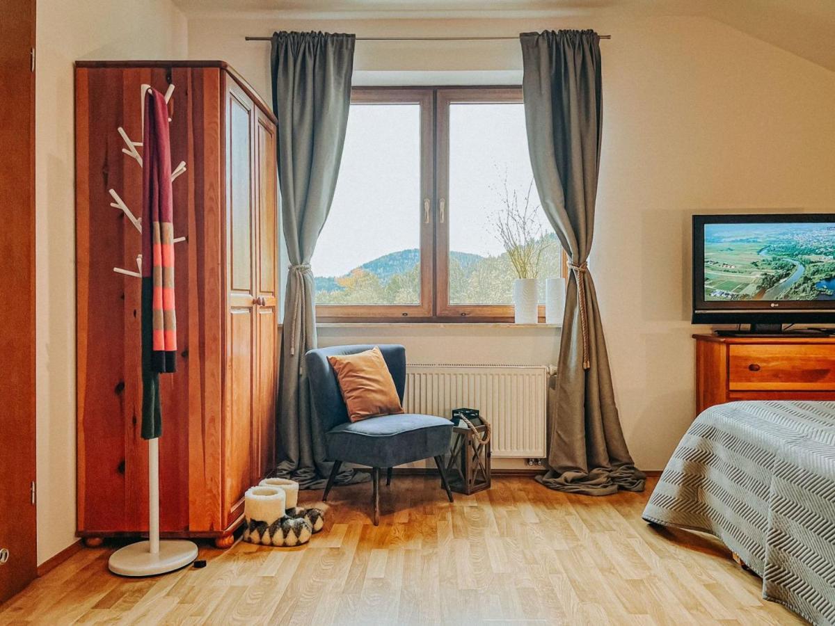 Bed and Breakfast Przystanek Gory Щирк Экстерьер фото