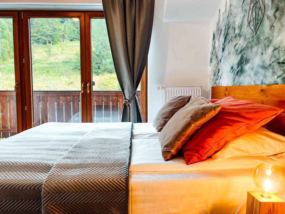 Bed and Breakfast Przystanek Gory Щирк Экстерьер фото