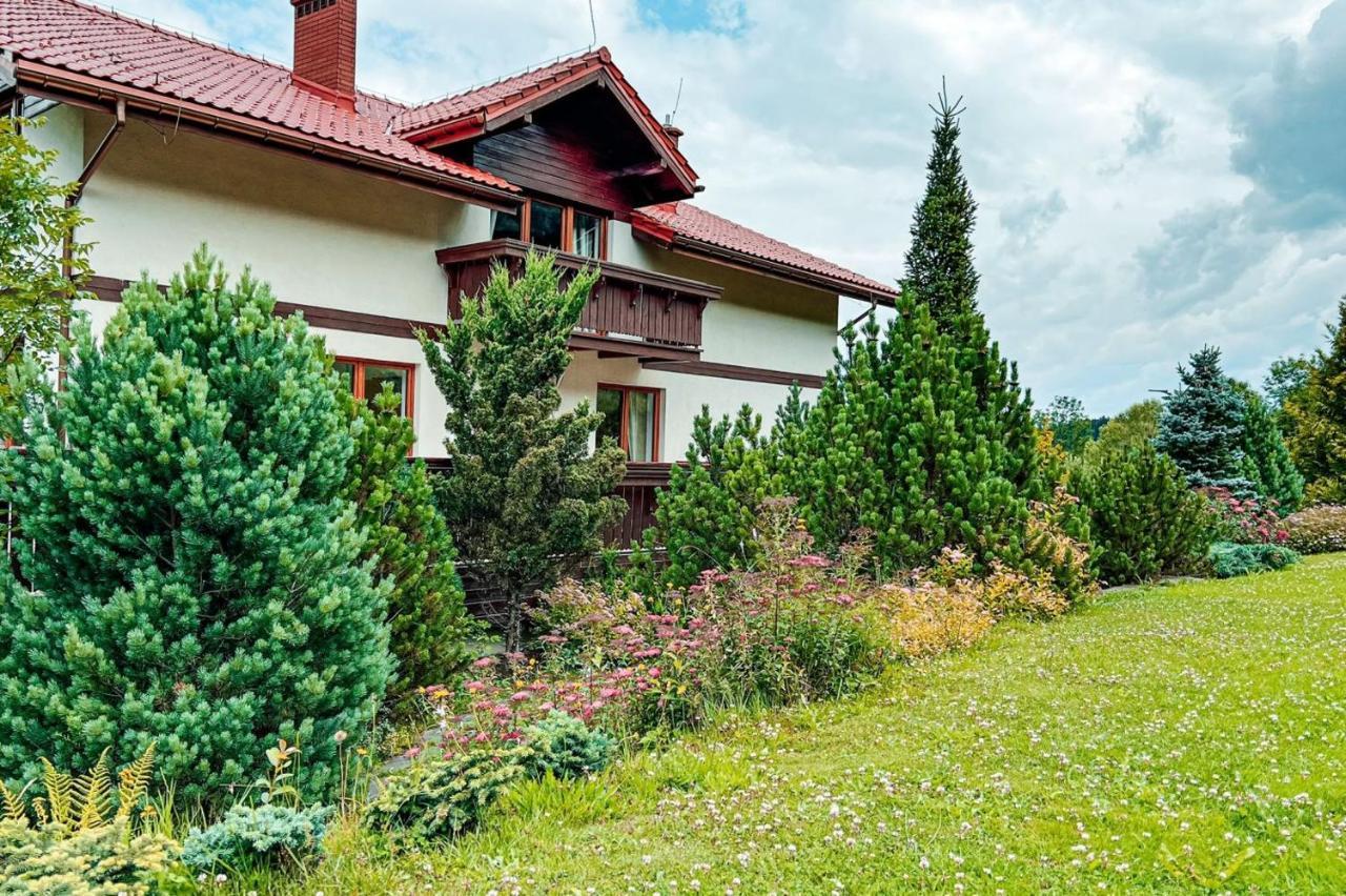 Bed and Breakfast Przystanek Gory Щирк Экстерьер фото